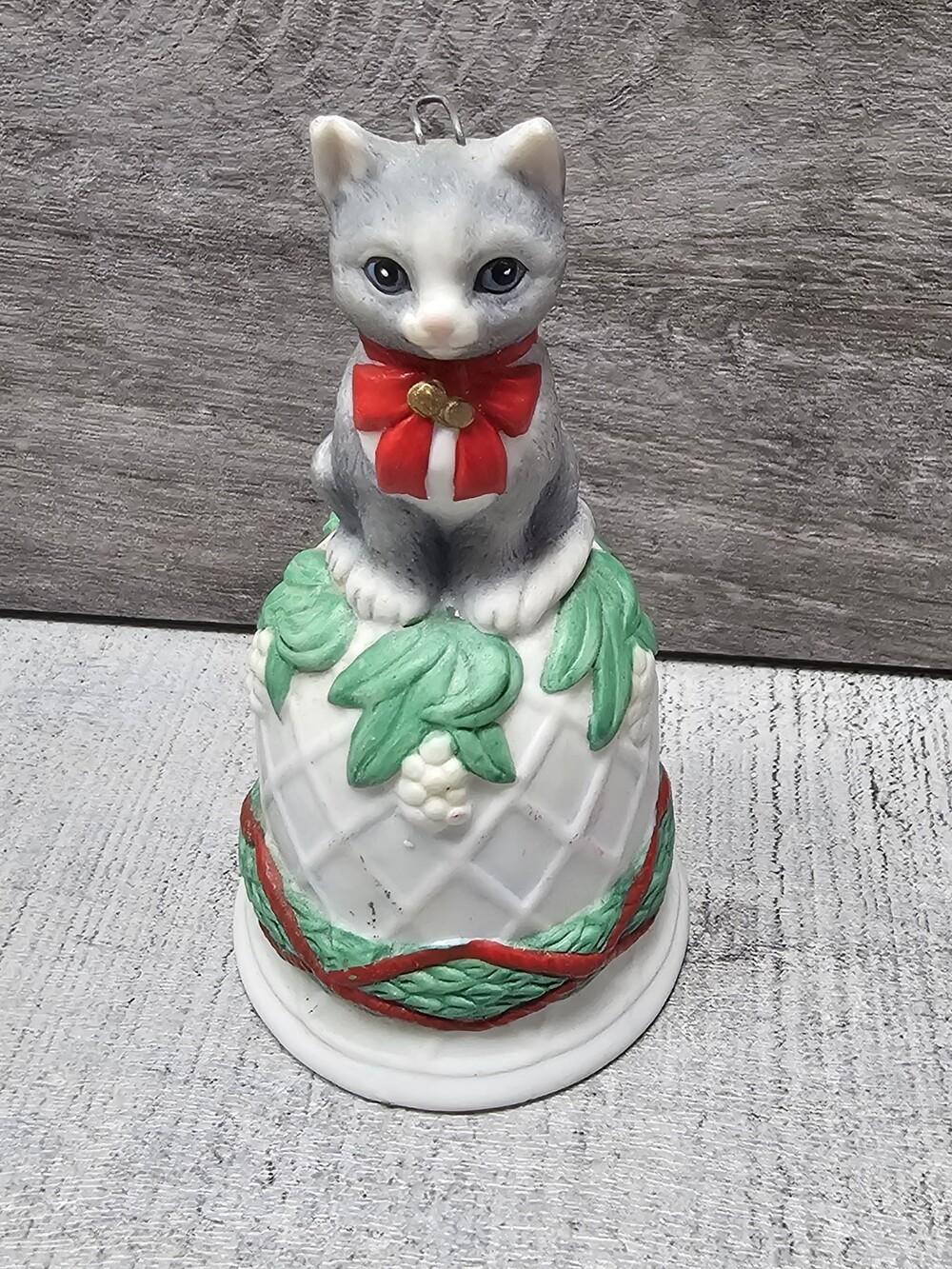 1989 Schmid Gordon Fraser Gray Cat Bell Musical Figurine Music Box Bell G14a10